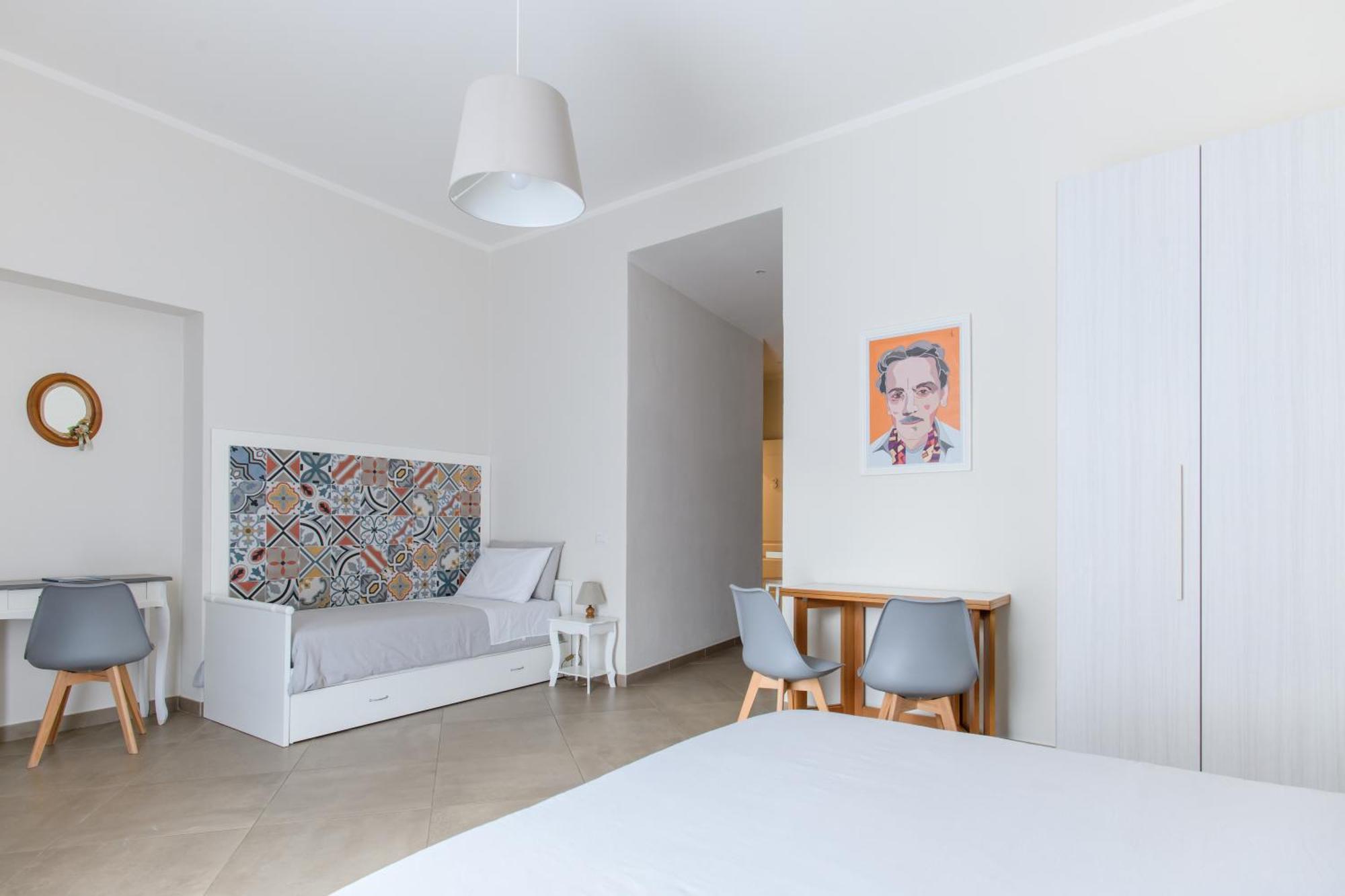 Tinellari Rooms เนเปิลส์ ภายนอก รูปภาพ