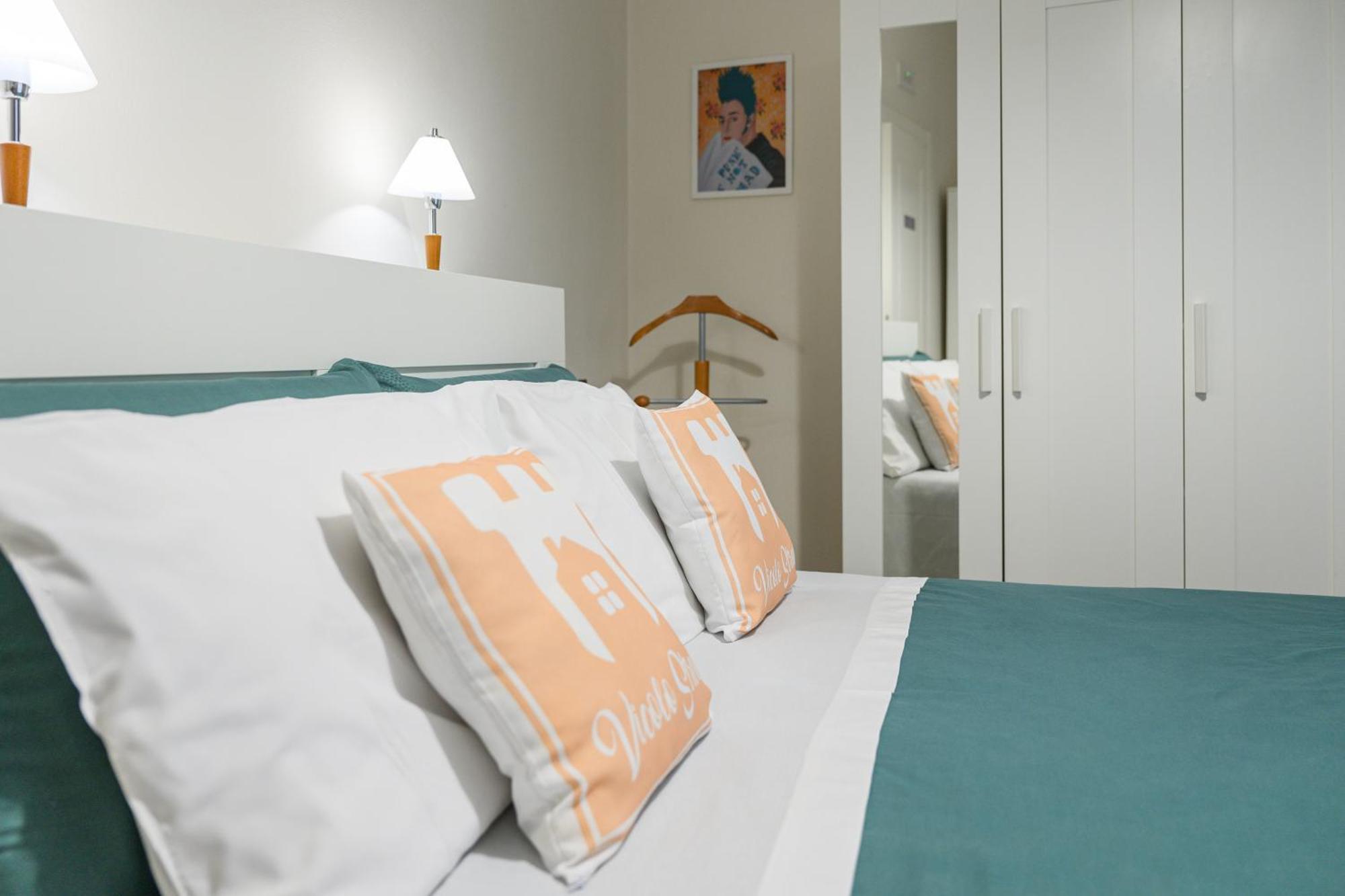 Tinellari Rooms เนเปิลส์ ภายนอก รูปภาพ