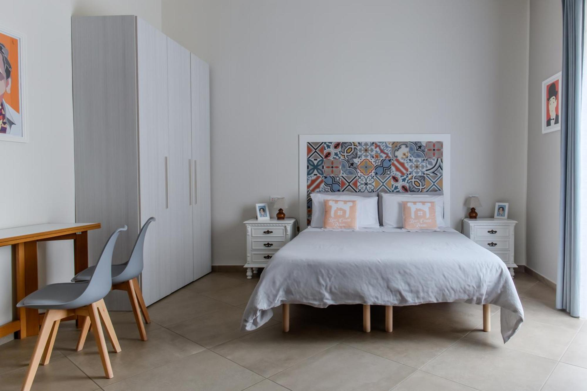 Tinellari Rooms เนเปิลส์ ภายนอก รูปภาพ